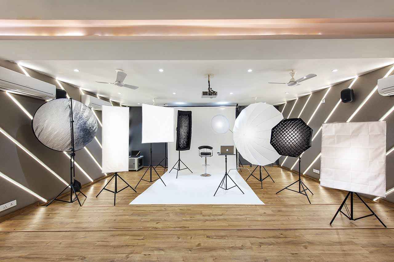 Photo Studio on Rent in Delhi NCR for Your Next Photoshoot