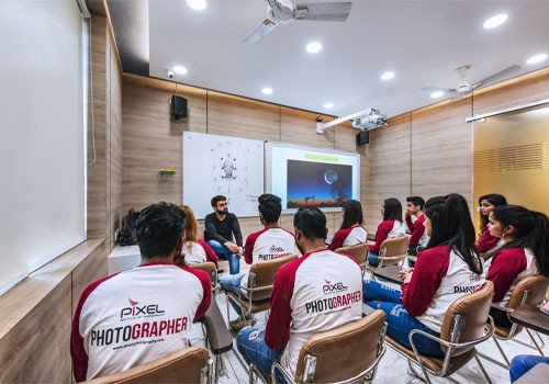 Photography institute and courses